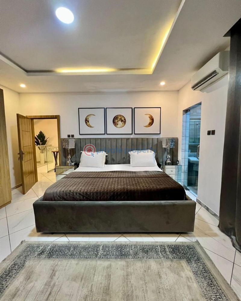 Fully detached luxury 4 bedroom duplex  (stand alone ) - 0 4 bedroom House Short let Lekki Phase 1 Lagos - 0
