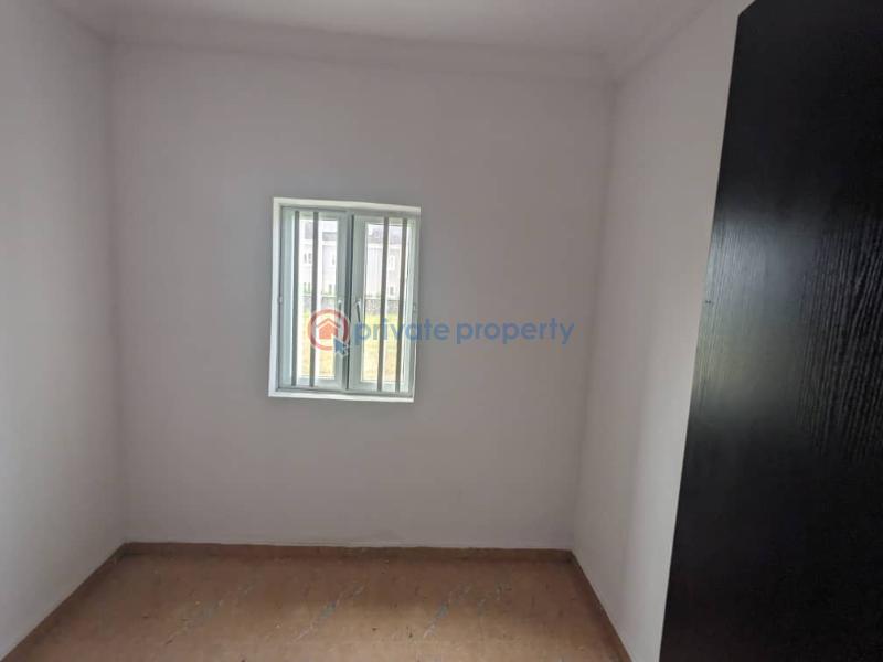 6 bedroom Detached Duplex For Sale Mayfair Gardens Estate Awoyaya Ajah Lagos - 10