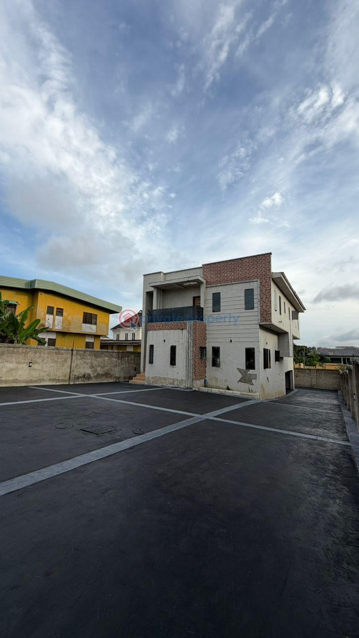 House For Sale Palm Garden Estate, Green Gate, Oluyole, Ibadan Ibadan Oyo - 3