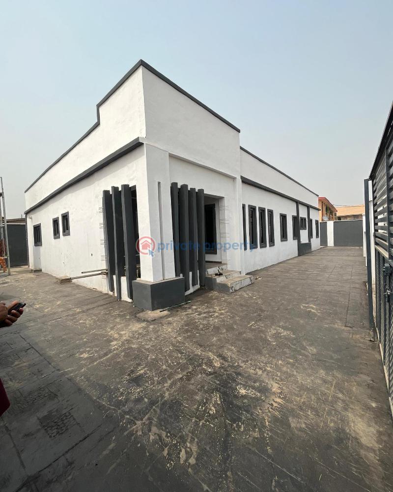 For sale House At Ojurin Akobo Akobo Ibadan Oyo (PID 8PBKKY