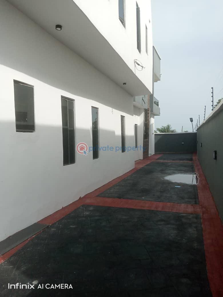4 bedroom Semi detached Duplex For Sale Beechwood Estate Malete Lakowe Ajah Lagos - 11