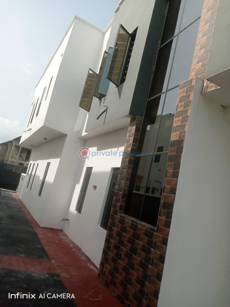 4 bedroom Semi detached Duplex For Sale Beechwood Estate Malete Lakowe Ajah Lagos - 13