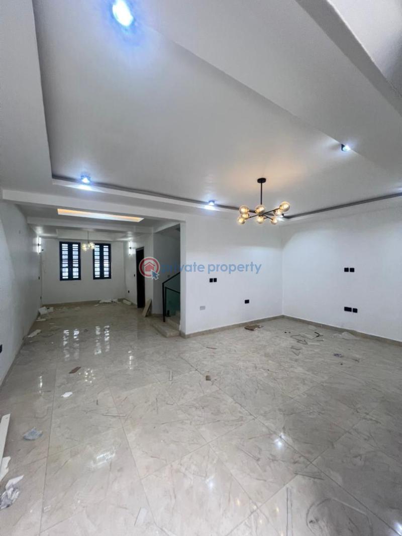 4 bedroom Terraced Duplex For Sale Surulere Lagos - 10