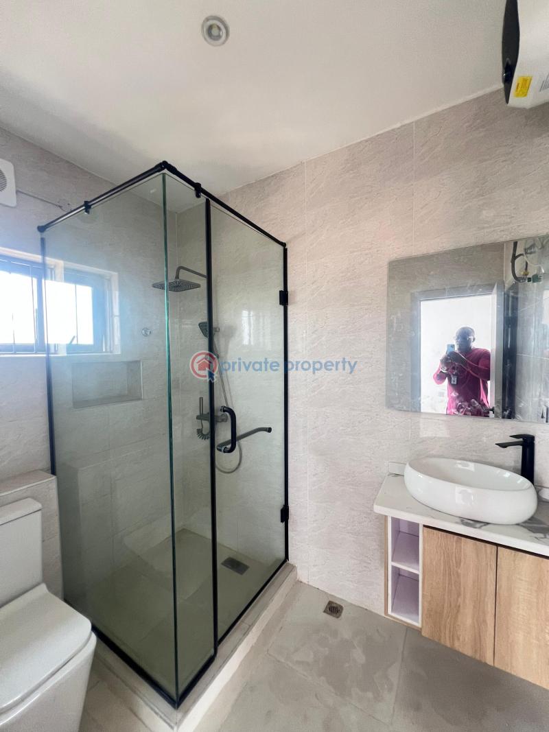 4 bedroom Terraced Duplex For Sale Obanikoro Shomolu Lagos - 20
