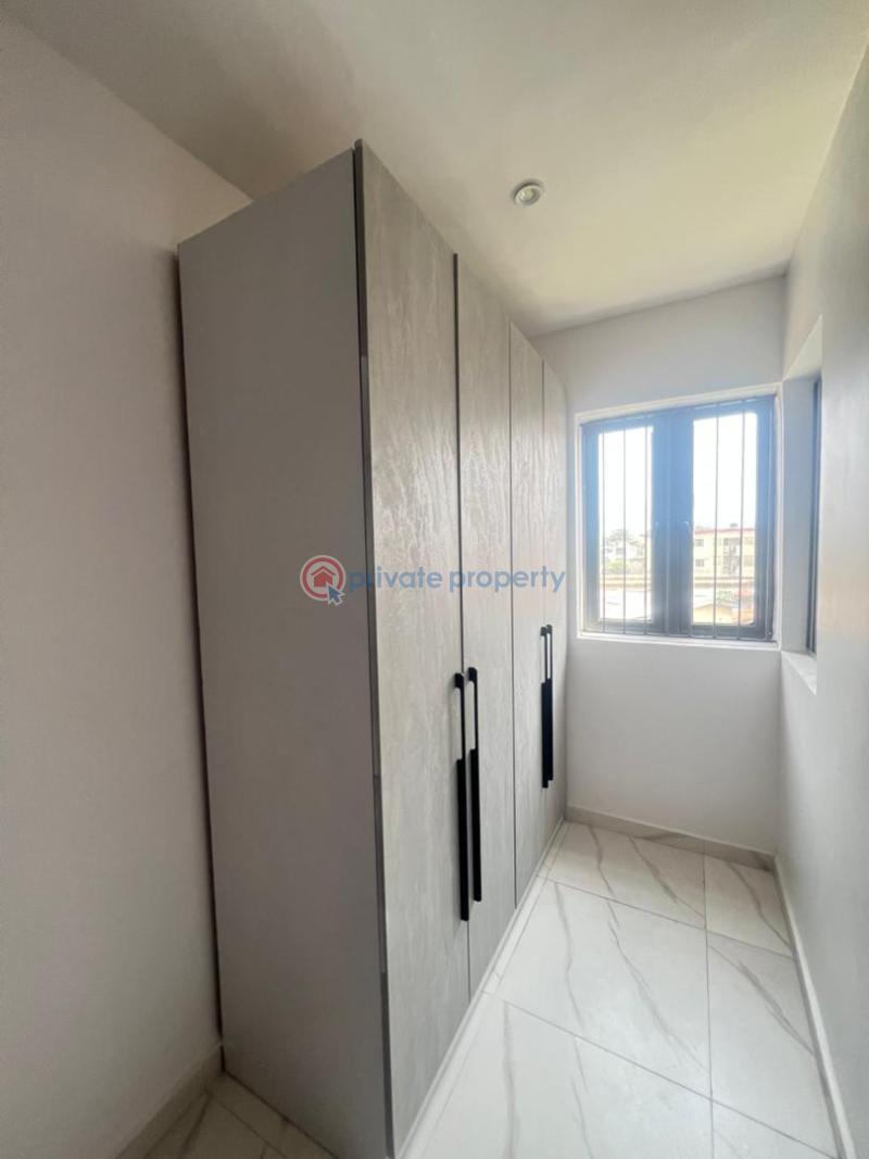 4 bedroom Terraced Duplex For Sale Obanikoro Shomolu Lagos - 19