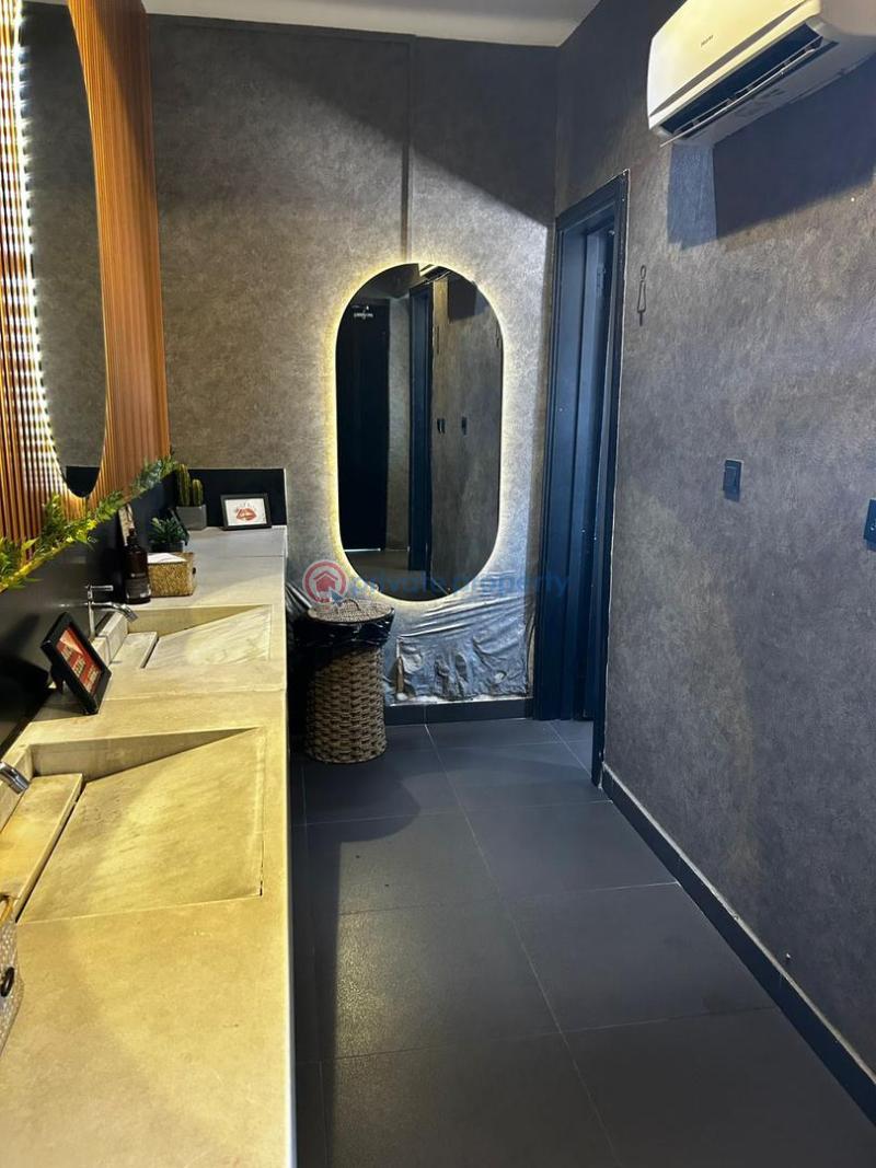 1 bedroom Restaurant/Bar For Rent Lekki Phase 1 Lagos - 3