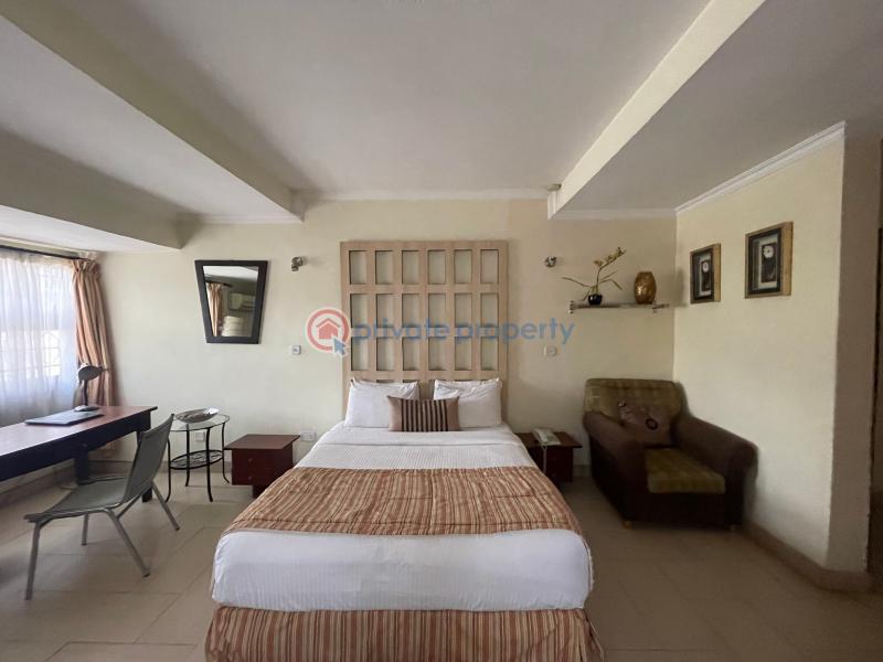 10 bedroom Detached Duplex For Sale Off Udi Street Osborne Foreshore Estate Ikoyi Lagos - 9