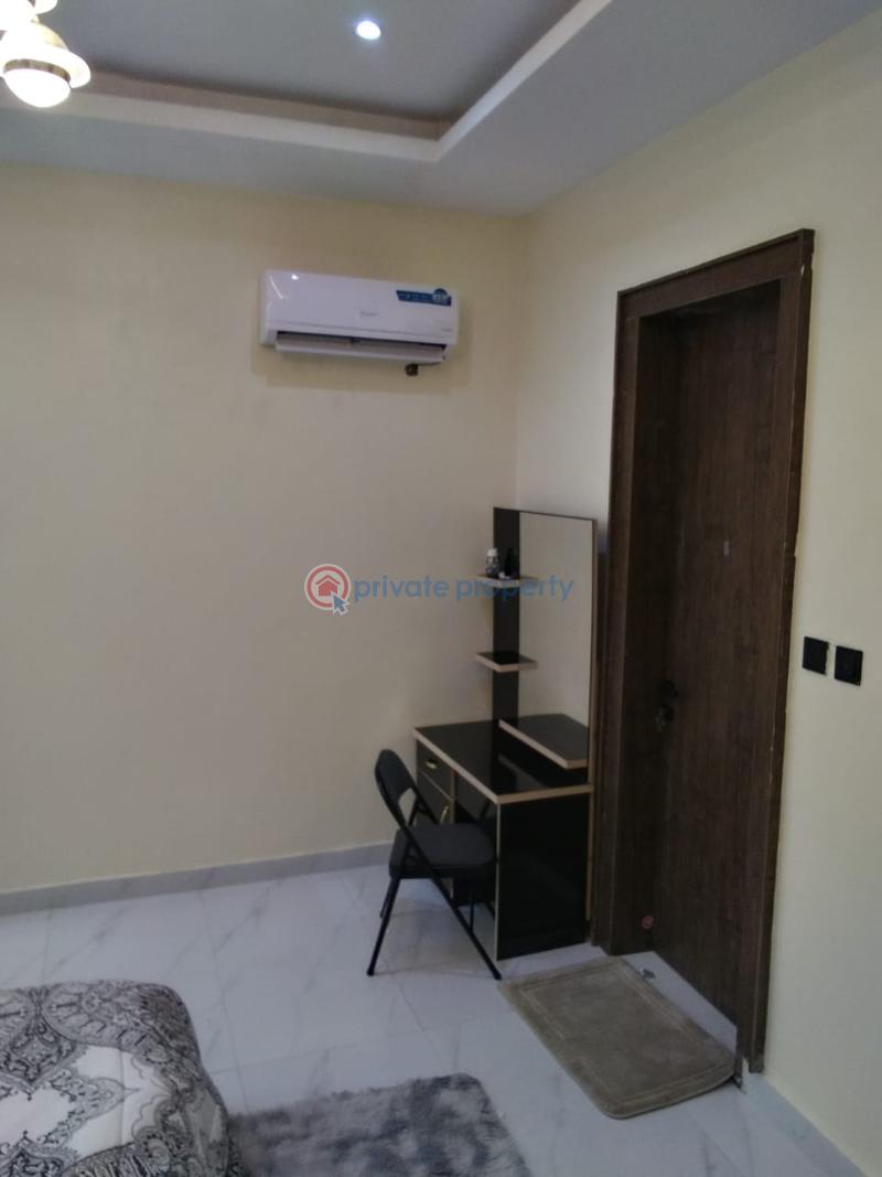 2 bedroom Flat & Apartment For Rent Off Admiralty Aay Lekki Phase 1 Lagos - 12