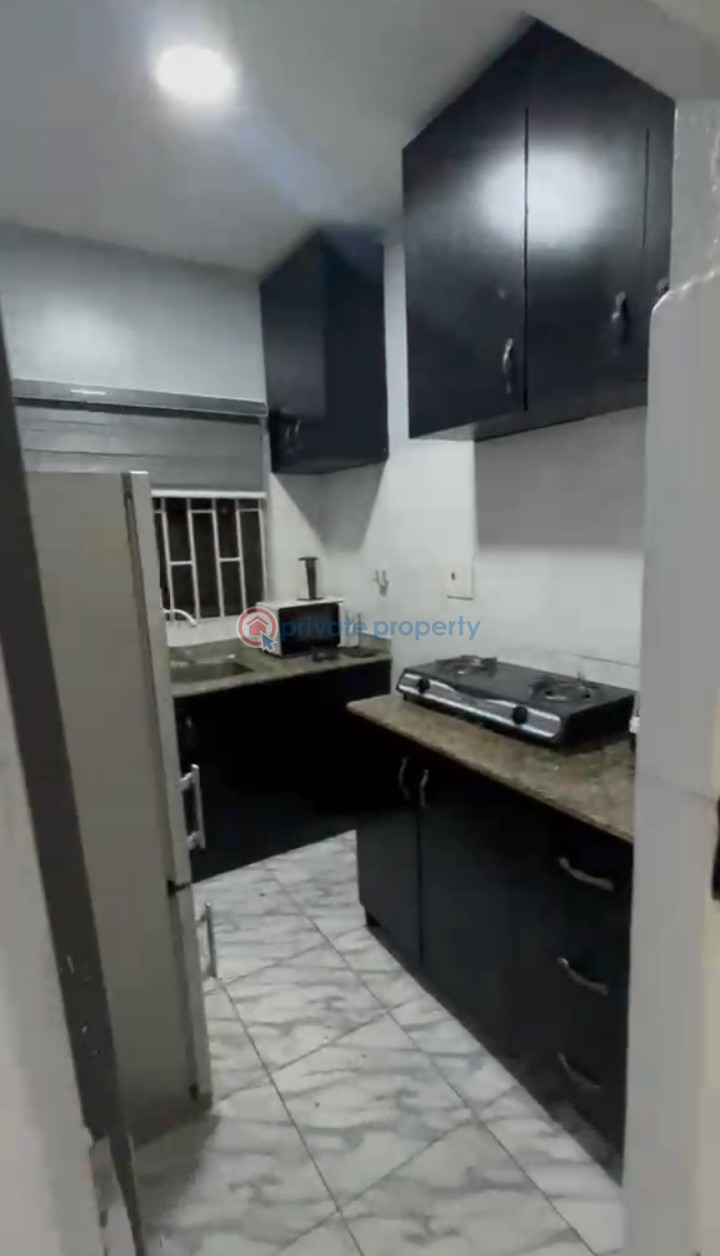 2 bedroom Block Of Flats For Rent Maryland Lagos - 9