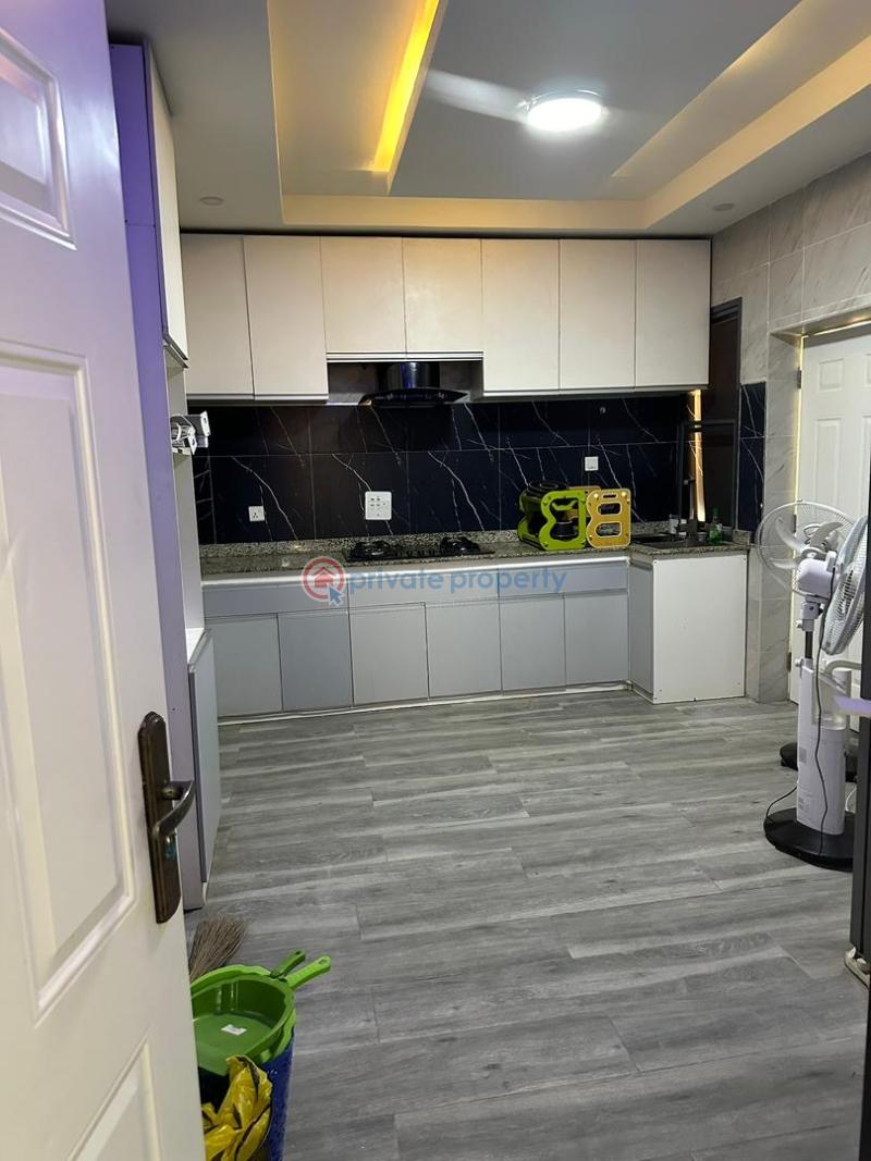 2 bedroom Block Of Flats For Sale Between Jakande & Ikate Jakande Lekki Lagos - 1