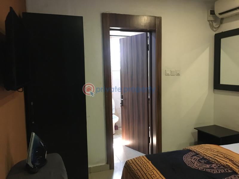 2 bedroom Flat & Apartment Short let Off Oba Akinjobi Street Ikeja Gra Ikeja GRA Lagos - 5