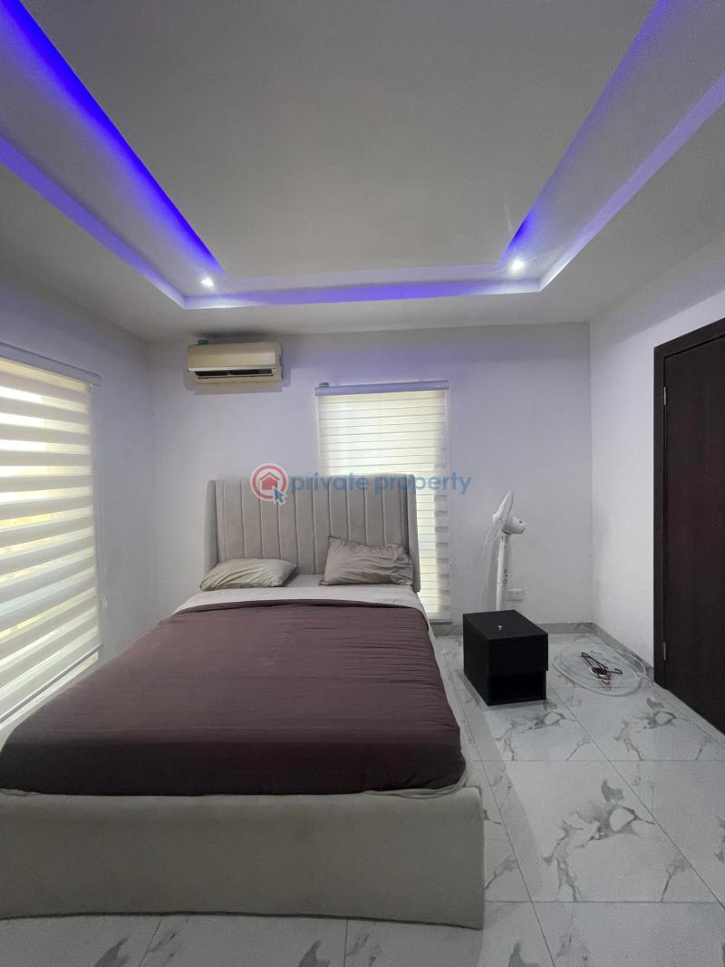 2 bedroom Block Of Flats For Rent Osapa London Lekki Lagos - 11