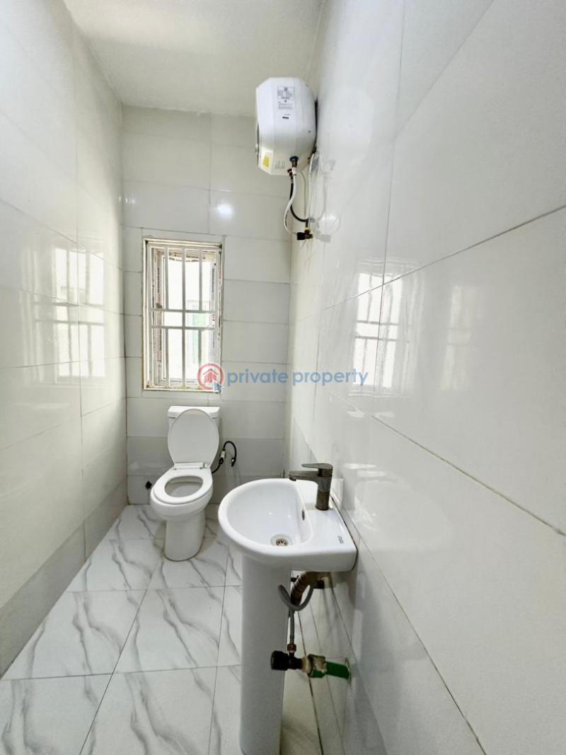 2 bedroom Flat & Apartment For Rent Ikate Elegushi Lekki Lagos - 3