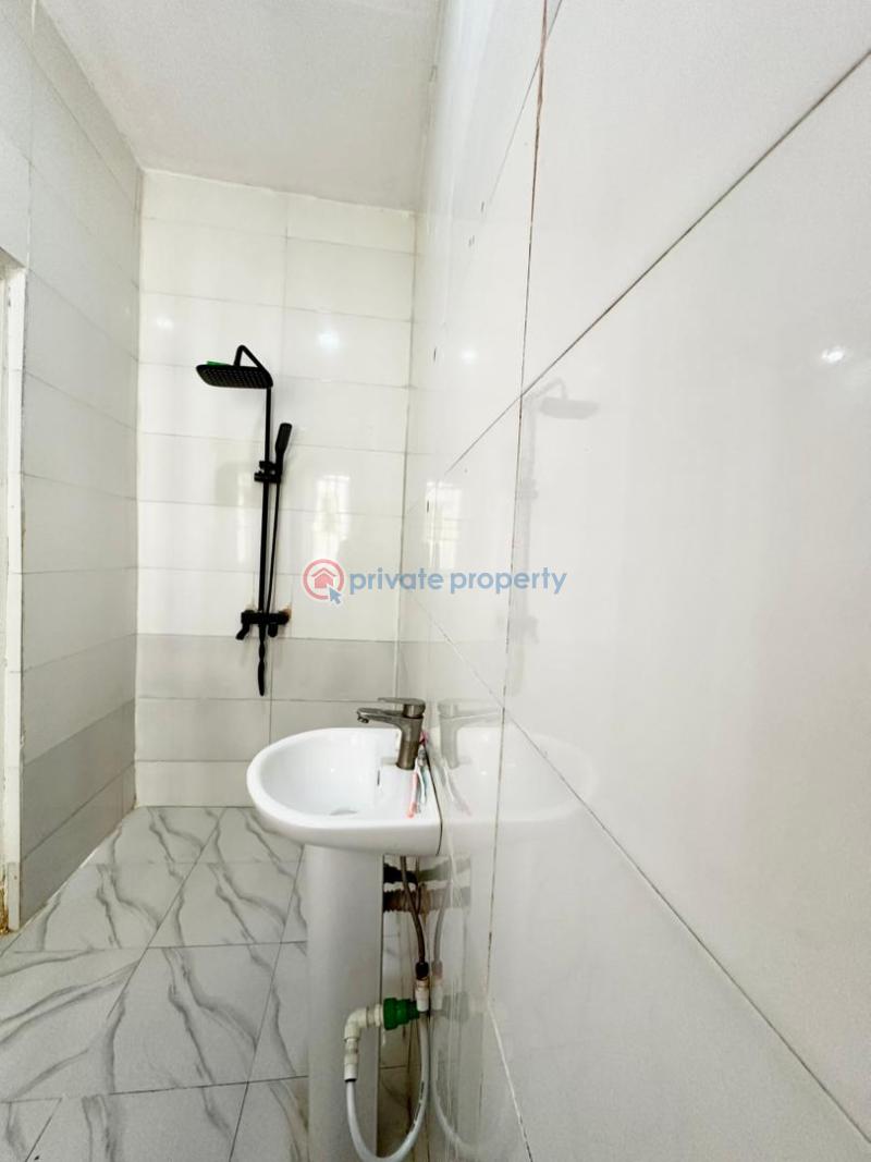 2 bedroom Flat & Apartment For Rent Ikate Elegushi Lekki Lagos - 1