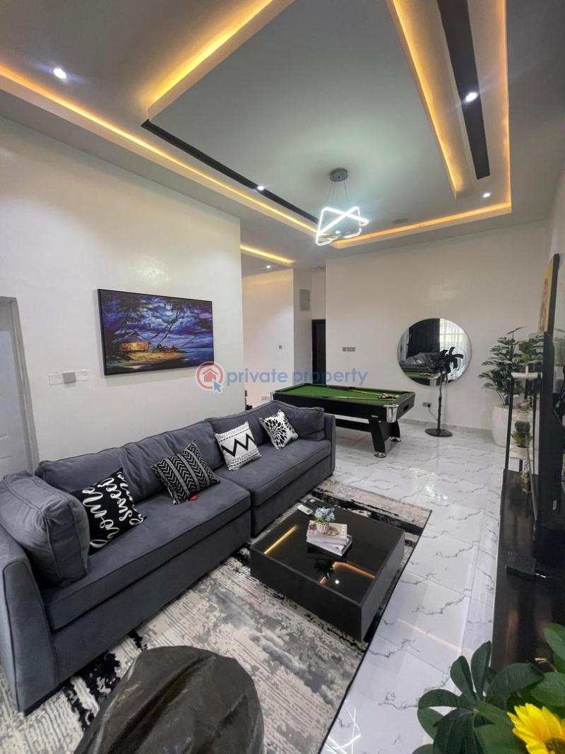 2 bedroom Block Of Flats For Rent Ologolo Lekki Lagos - 1