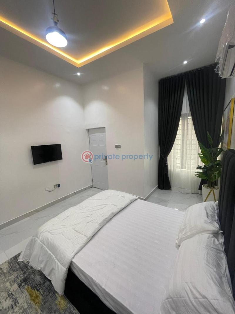 2 bedroom Block Of Flats For Rent Ologolo Lekki Lagos - 3