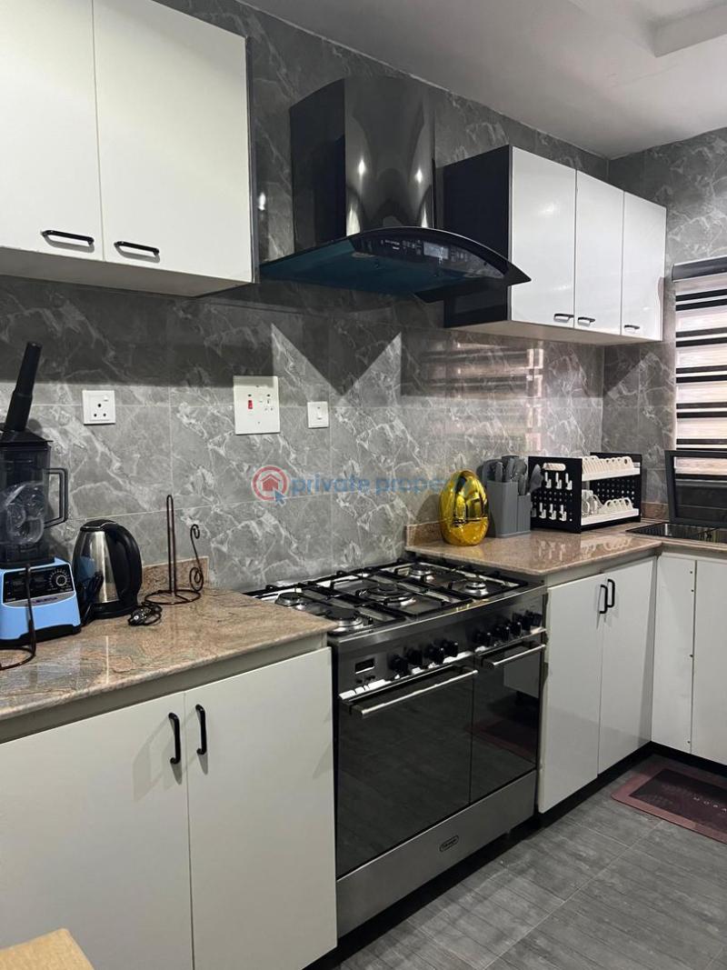 2 bedroom Bungalow Short let Mende Maryland Lagos - 5