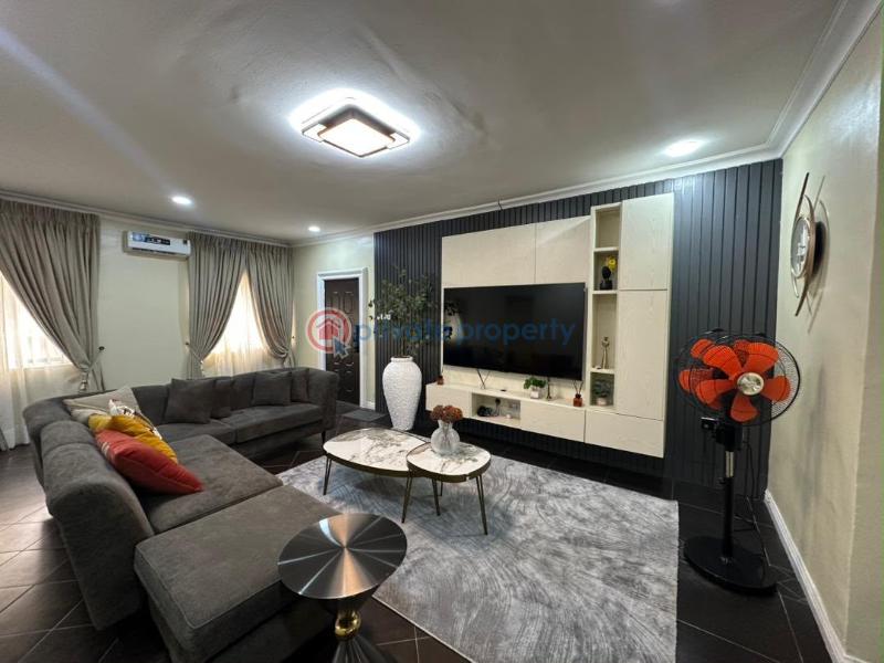 3 bedroom Flat & Apartment For Rent Ilubirin Lagos Island  - 1