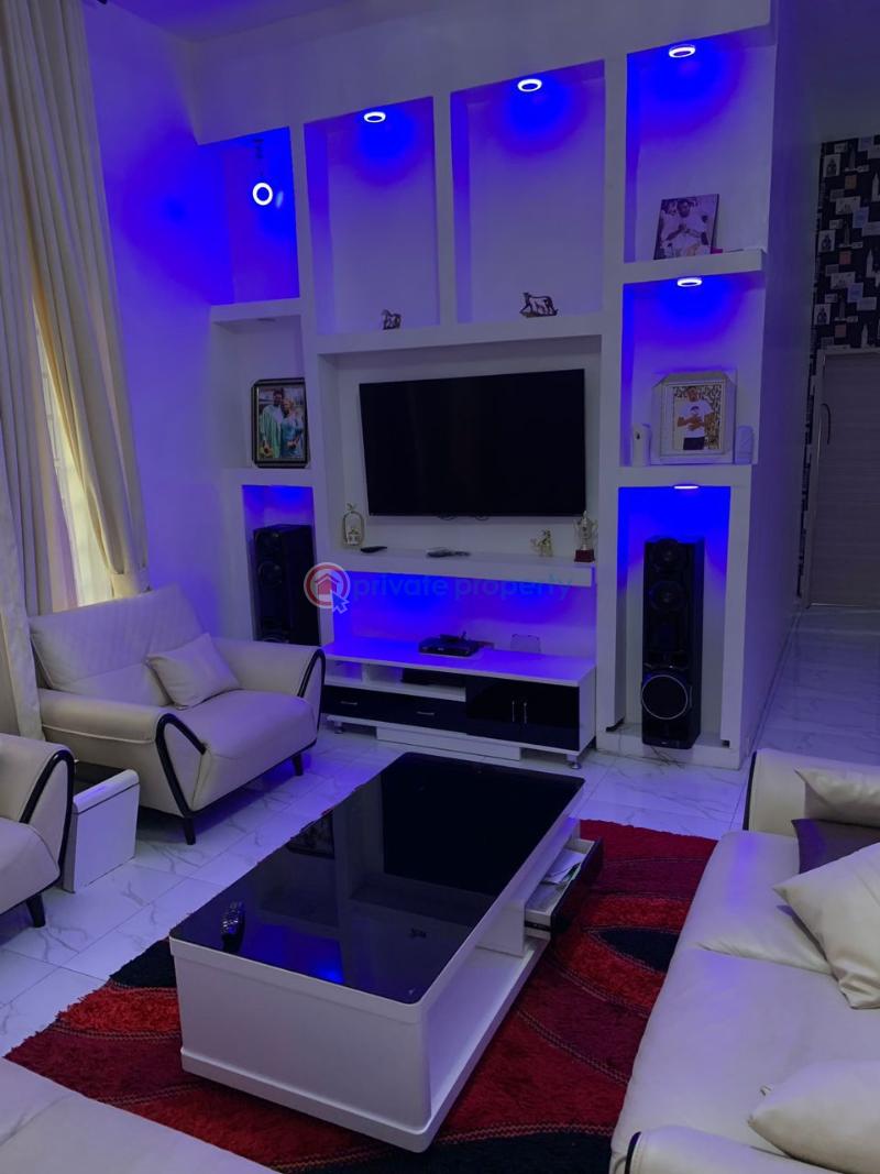 3 bedroom Bungalow For Sale Thomas Estate Ajah Lagos - 13