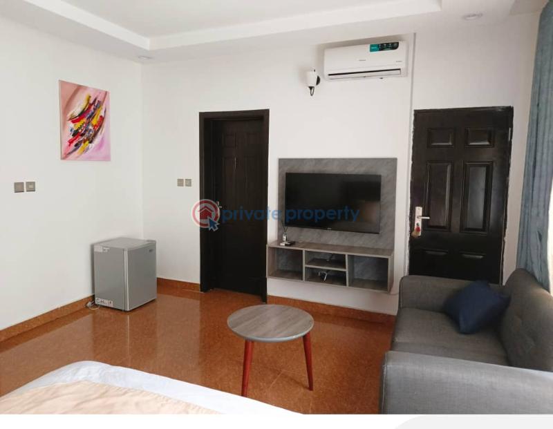 Fully furnished 3-bedroom terrace duplex available for rent/short let - 7 3 bedroom Terraced Duplex For Rent Gilmore Jahi Abuja Phase 2  - 7