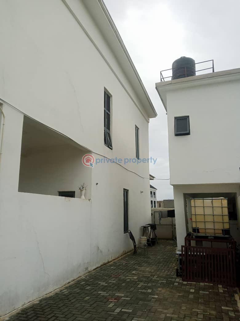 4 bedroom Terrace For Rent Ologolo Lekki Lagos - 13