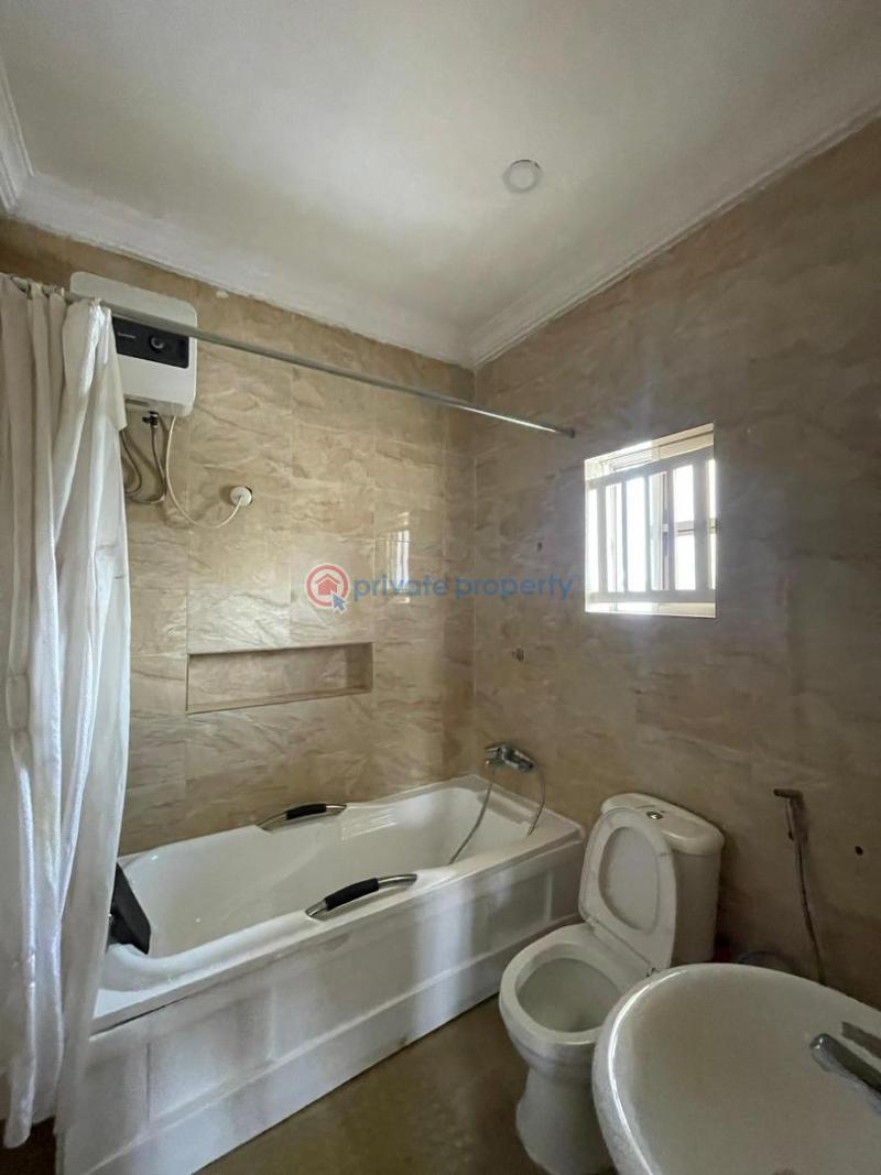 3 bedroom Flat & Apartment For Rent Utako Abuja Phase 2  - 2