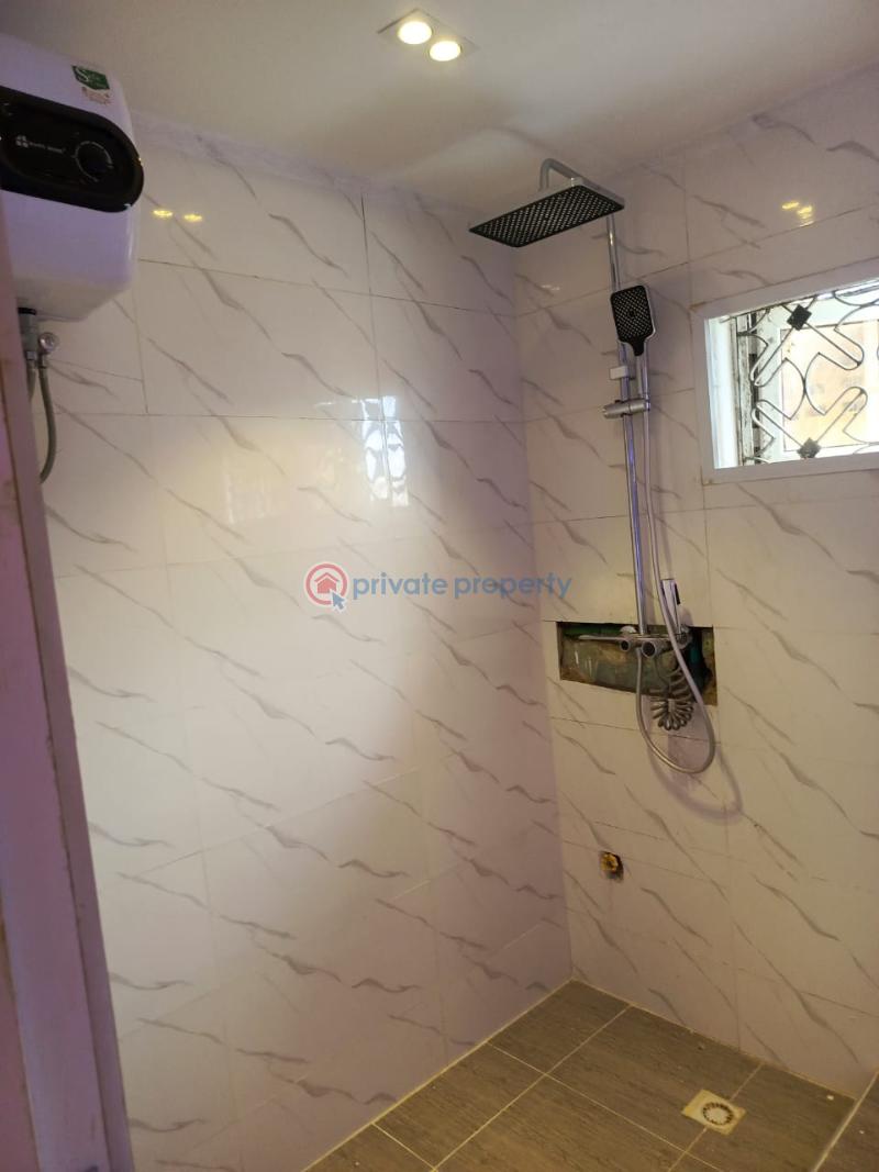 3 bedroom Block Of Flats For Rent Ring Road Ibadan Oyo - 11