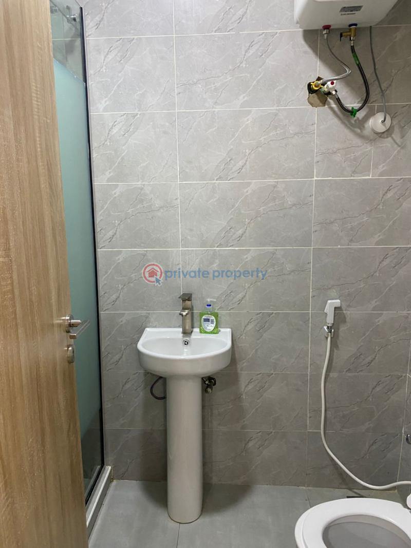 3 bedroom Block Of Flats For Rent Ismail Estate Maryland Lagos - 1