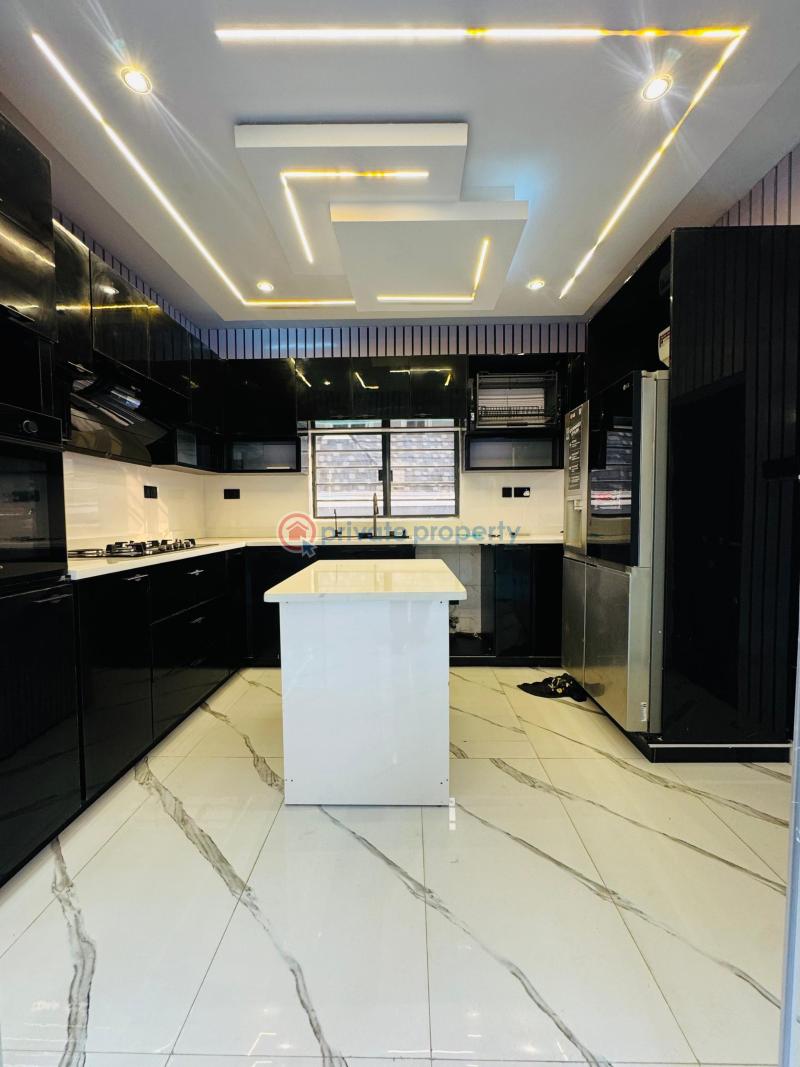 4 bedroom Detached Duplex For Sale : Igando Alimosho, Lagos Nigeria Alimosho Lagos - 4