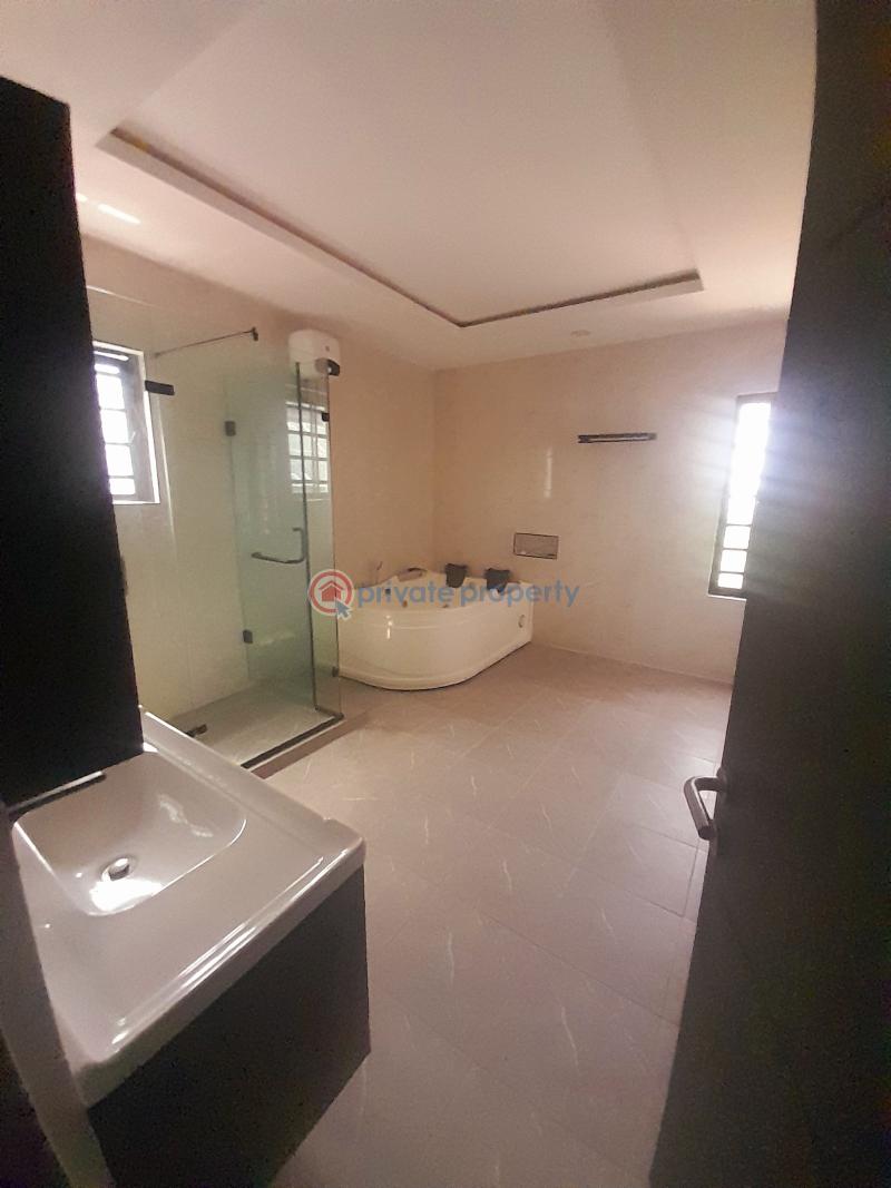 4 bedroom Duplex For Rent Royal Pine Estate Lekki Phase 2 Lagos - 4