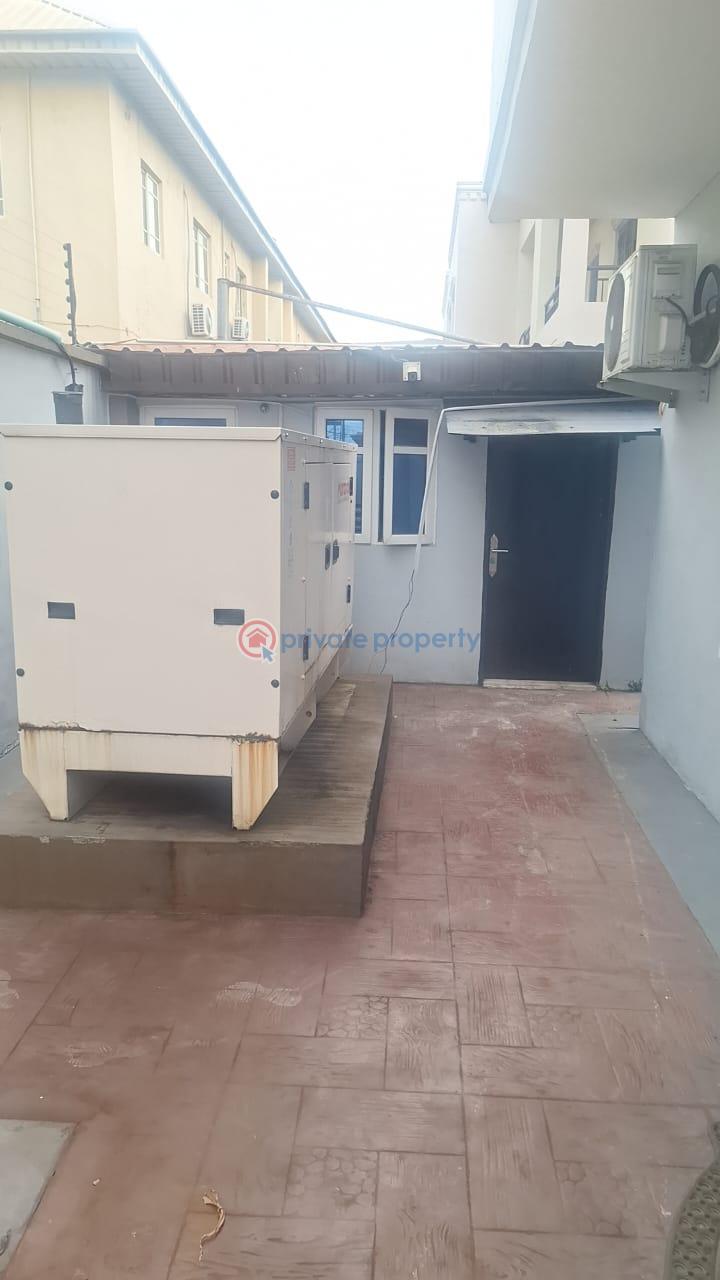 Semi detached Duplex For Sale Magodo Estate Magodo GRA Phase 1 Ojodu Lagos - 15