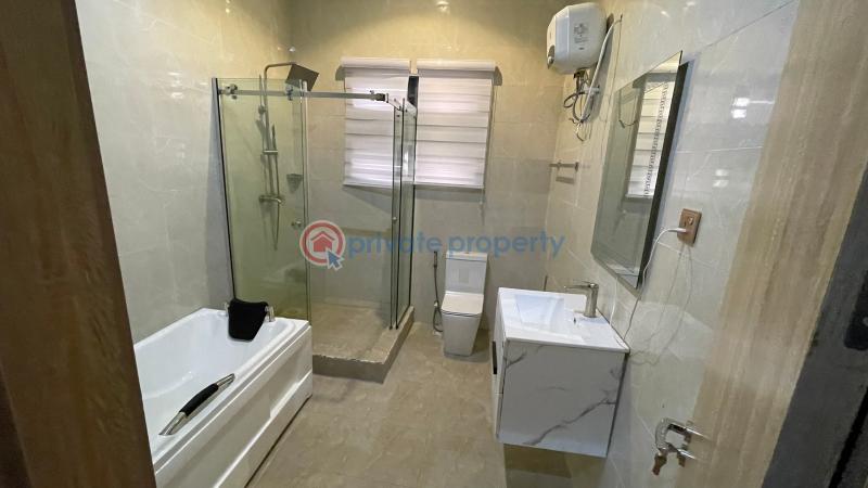 4 bedroom Semi detached Duplex For Sale Phase 2 Lekki Lagos - 13