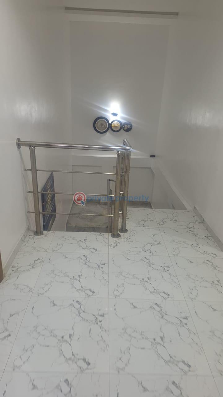 Semi detached Duplex For Sale Magodo Estate Magodo GRA Phase 1 Ojodu Lagos - 28