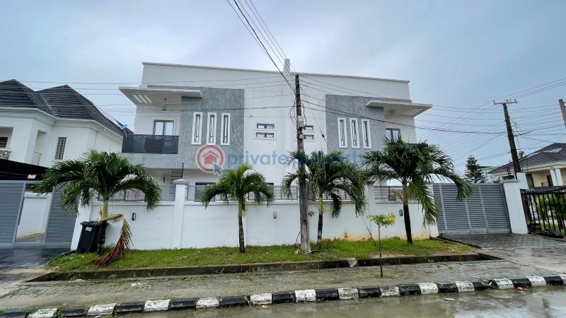 4 bedroom Semi detached Duplex For Sale Phase 2 Lekki Lagos - 0