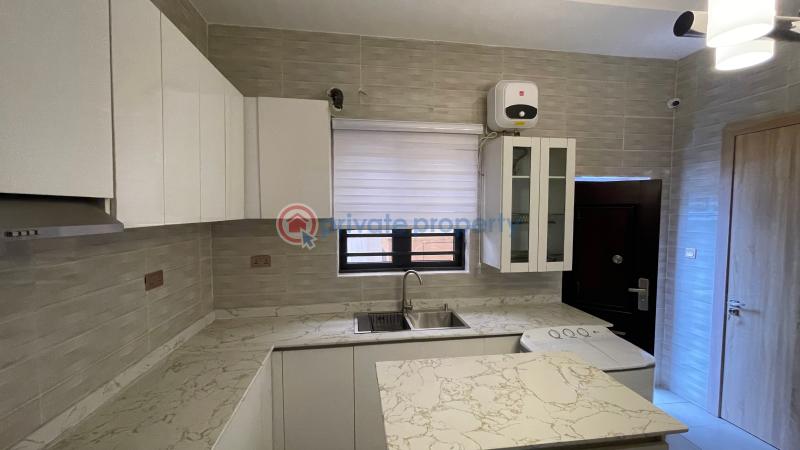 4 bedroom Semi detached Duplex For Sale Phase 2 Lekki Lagos - 5