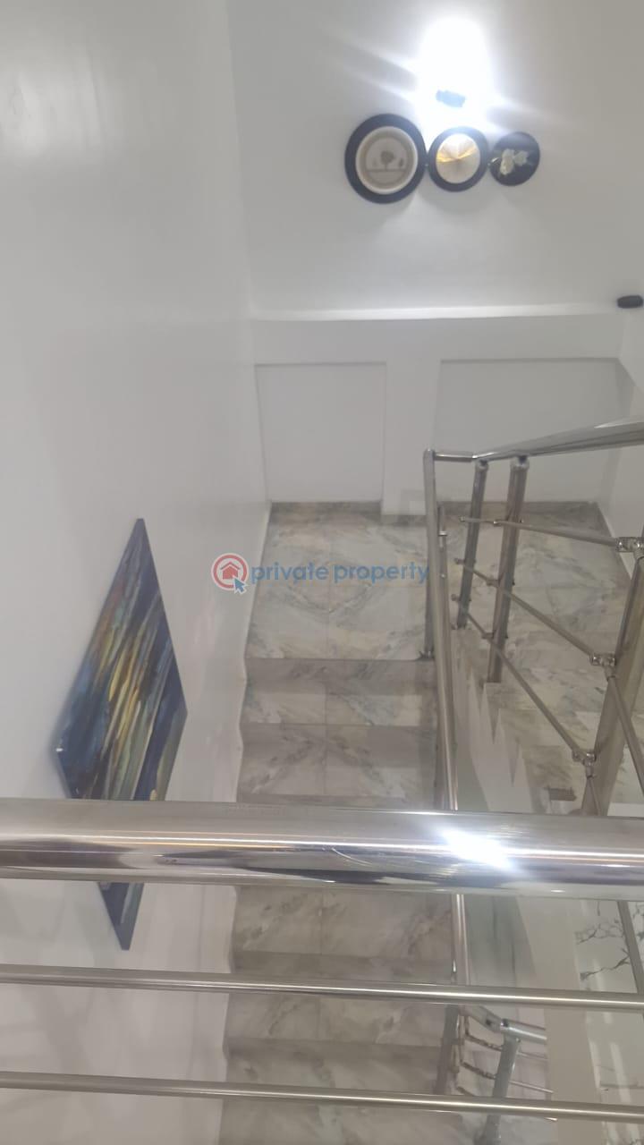 Semi detached Duplex For Sale Magodo Estate Magodo GRA Phase 1 Ojodu Lagos - 11