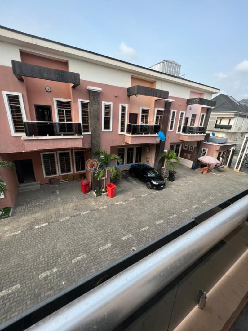 4 bedroom Terraced Duplex For Sale Chevron Drive Lekki Lagos - 20