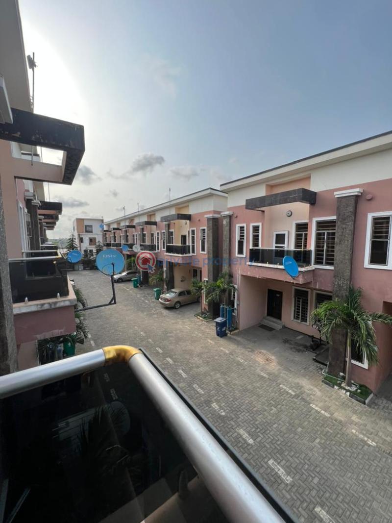 4 bedroom Terraced Duplex For Sale Chevron Drive Lekki Lagos - 21