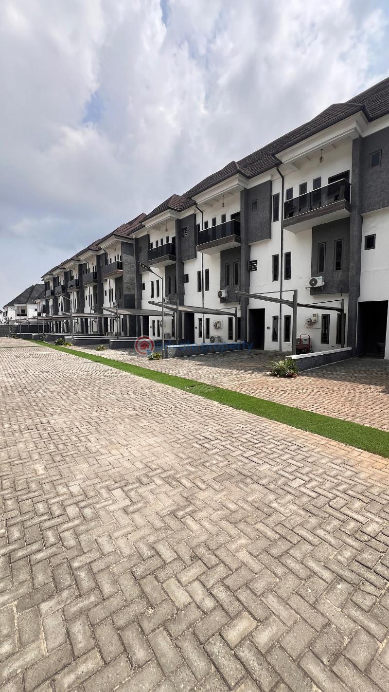 4 bedroom Terraced Duplex For Sale Chevron Drive Lekki Lagos - 0