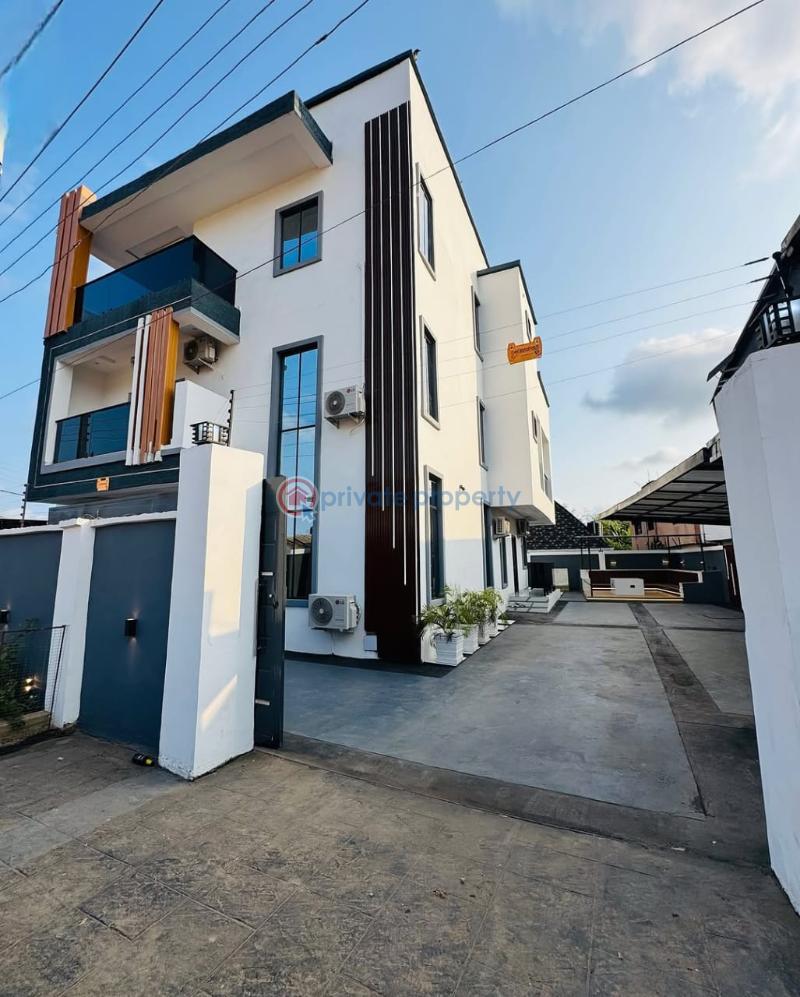 4 bedroom Detached Duplex For Sale Estate Igando Ikotun/Igando Lagos - 0