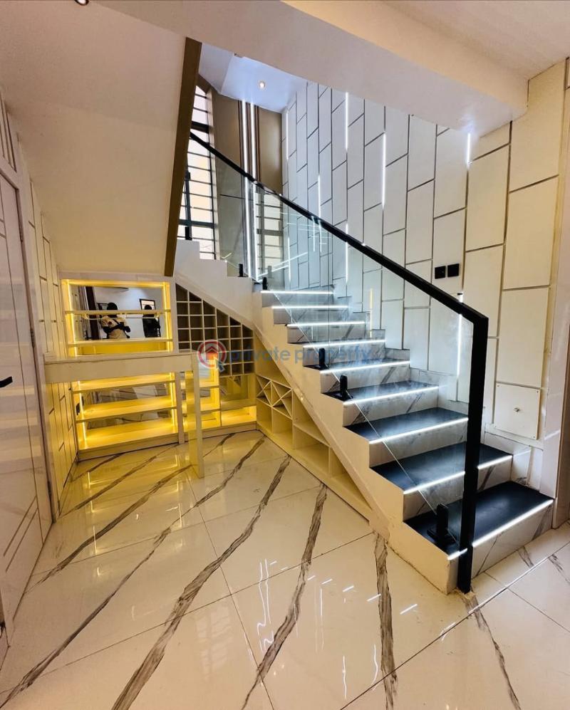 4 bedroom Detached Duplex For Sale Estate Igando Ikotun/Igando Lagos - 3