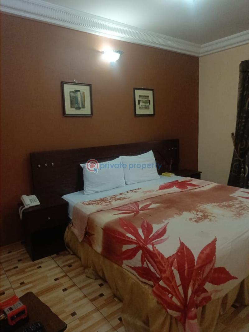 4 bedroom Semi detached Duplex For Rent Dolphin Estate Ikoyi Lagos - 14