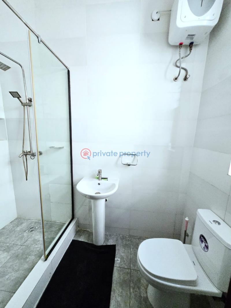 5 bedroom Detached Duplex For Sale Lakeview Estate Chevron Drive Lekki Lagos - 7