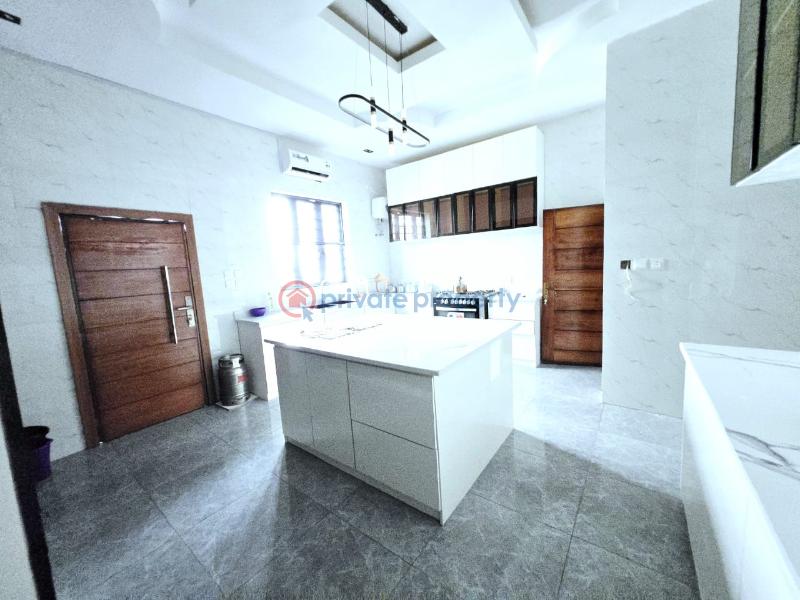 5 bedroom Detached Duplex For Sale Lakeview Estate Chevron Drive Lekki Lagos - 9