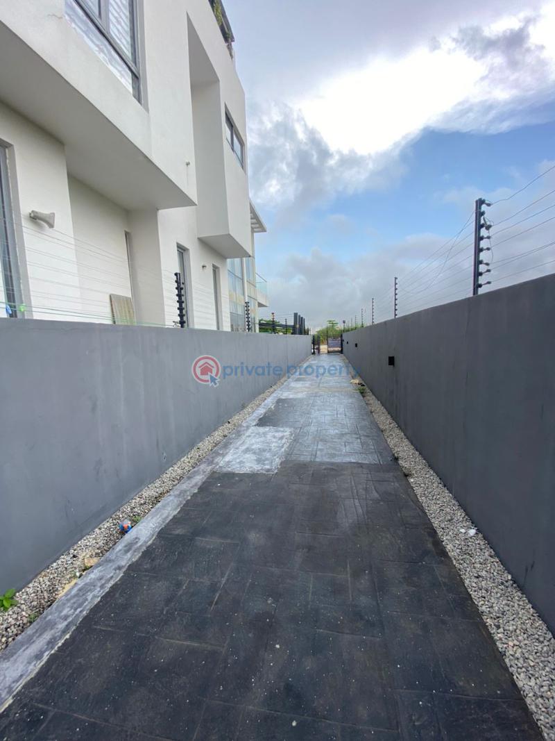 5 bedroom Detached Duplex For Sale Pinnock Beach Estate Osapa Lekki Lagos 🇳🇬 Osapa London Lekki Lagos - 8
