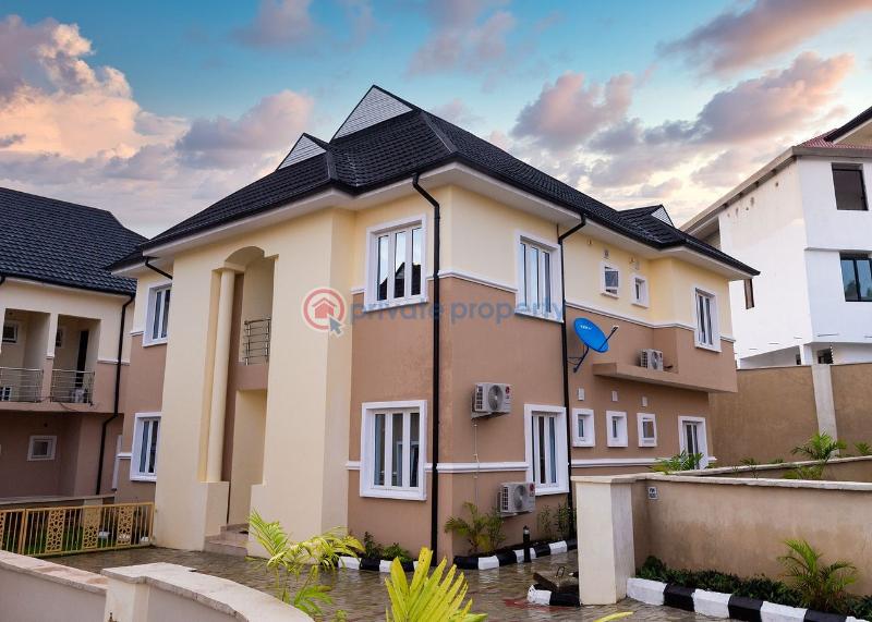 5 bedroom Detached Duplex For Sale Olive Court, Agodi Gra, Agodi Ibadan Oyo - 0