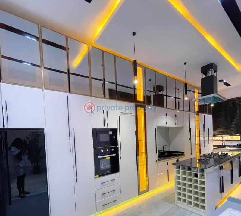 5 bedroom Detached Duplex For Sale Secure Estate At Orchid Road Lekki Along Lekki Expressway Lagos - 3