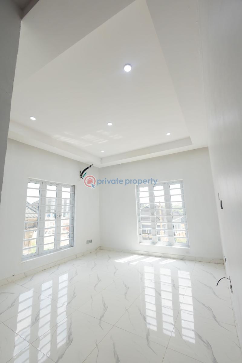 5 bedroom Block Of Flats For Sale Treasure Park Shimawa (golf And Estate) Magboro Lagos Extension Ogun - 2