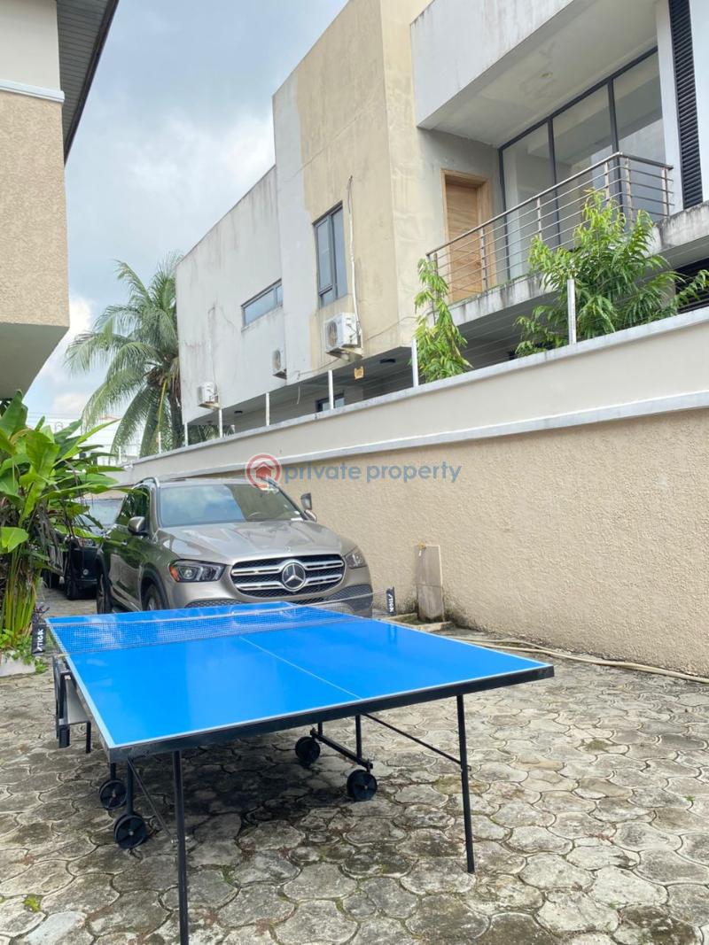5 bedroom Detached Duplex For Rent Lekki Phase 1 Lagos - 3