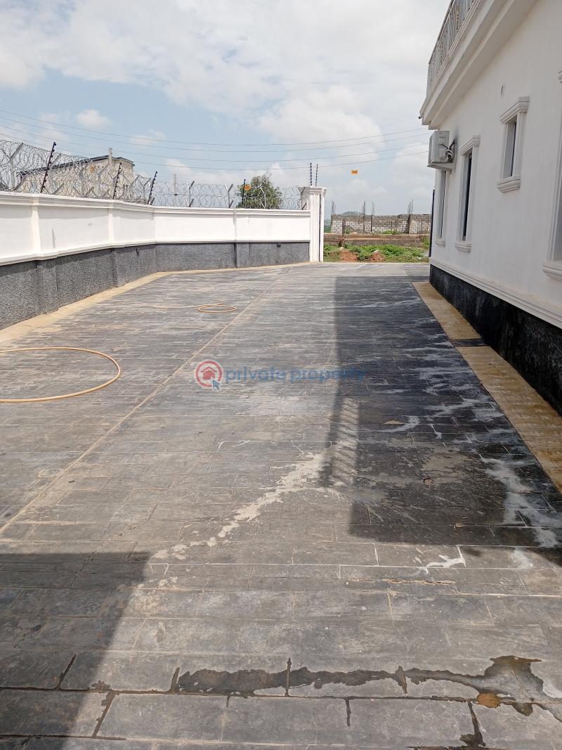 5 bedroom Penthouse For Sale Seman Metropolis Estate Lugbe Abuja Phase 4  - 17